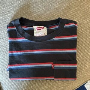 Levi’s Sixe L boys (12-13) NWOT